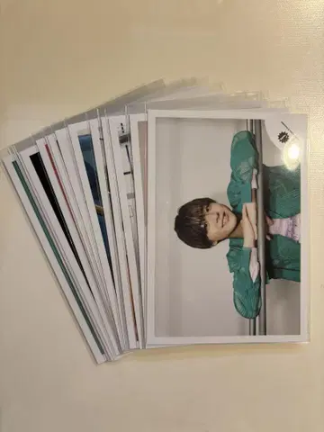 AmBitious 오카 유우리 공식 사진 17장 세트