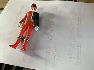 슈퍼전대 히어로 피규어 빨간색과 블랙 약 15cm