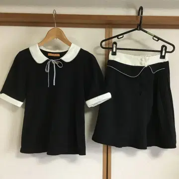 블랙 셋업 스커트 반팔 셋업