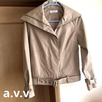 a.v.v 베이지 숏 트렌치코트 M 사이즈