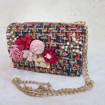 Cute imported tweed flower bag