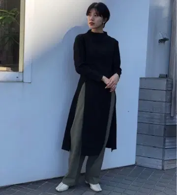 새상품급 투데이풀 보트넥 슬릿 드레스 원피스 핀턱 슬릿