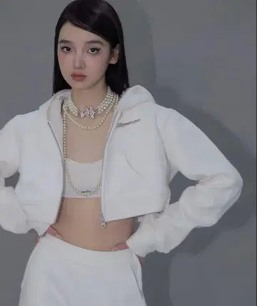 andwang Kirakira Short Zip up 001 White