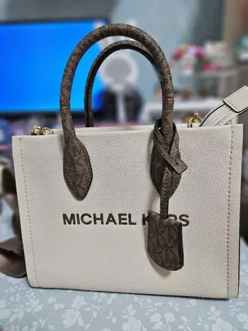 MICHAEL KORS 화이트 가죽 숄더백