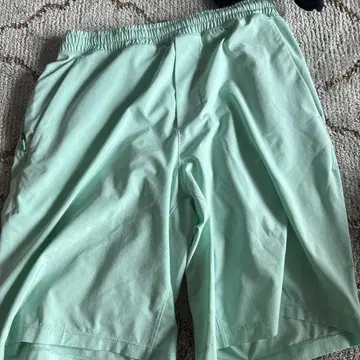 [ 새상품급 ] Lululemon 민트 그린 숏팬츠 S