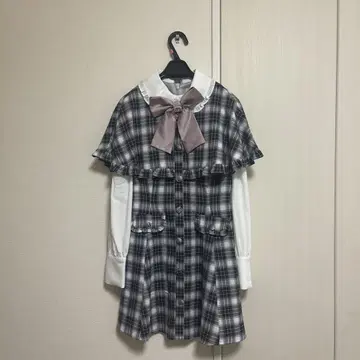 체크 무늬 프릴 옷깃 리본 원피스