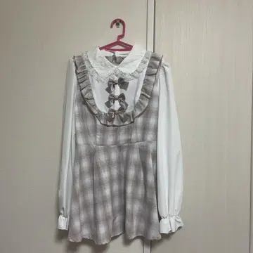 체크 무늬 레이스 옷깃 원피스