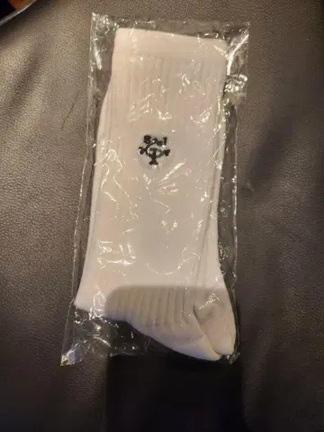 5lack white sox