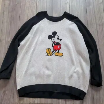Disney 미키마우스 긴팔 스웨터