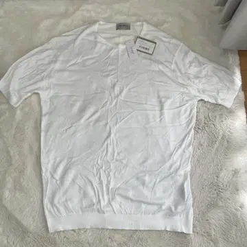 [ 미착용 새상품 ] JOHN SMEDLEY 반팔 니트