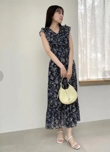 [ SNIDEL ] sustainable 플리츠 프릴 원피스