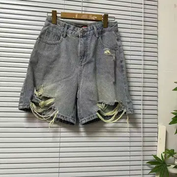 그레이 데미지 데님 숏팬츠