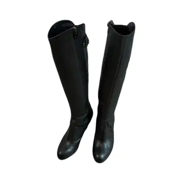 [ ANNA SUI ] 새상품급 롱 부츠 블랙 24cm 로고 버클