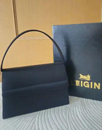 도쿄 IGIN 블랙 포멀 백
