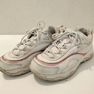 FILA 화이트 핑크 스니커즈 25.0