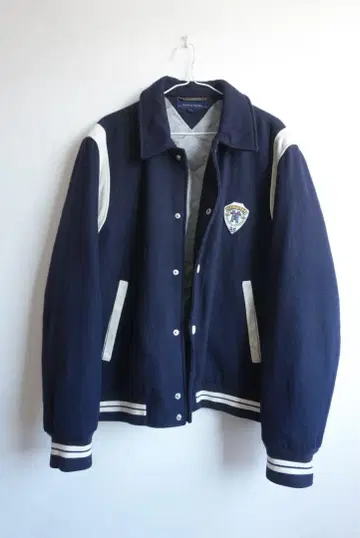 TOMMY HILFIGER 네이비 바시티 자켓 L