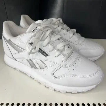 REEBOK 리복 클래식 가죽 화이트 24.5cm