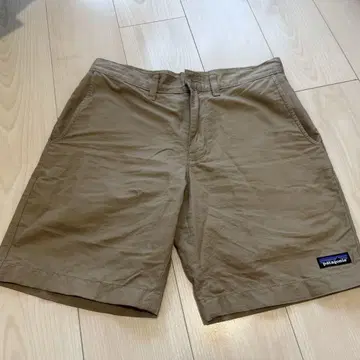 Patagonia 베이지 남성용 숏팬츠 28