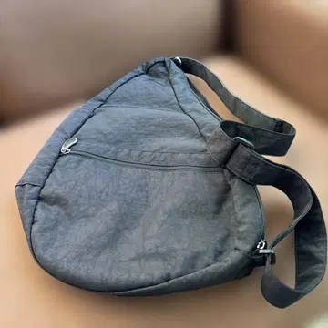 HEALTHY BACK BAG 그레이 숄더백