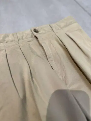 BERNARD ZINS 베이지 치노 팬츠