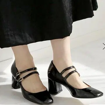 Le Talon 메리 제인 더블 스트랩 펌프스