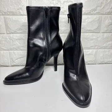 거의 새상품 ZARA 35 숏부츠 핑힐 스틸레토