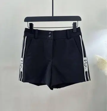 새상품 G/FORE 골프웨어 여성용 숏팬츠 가을