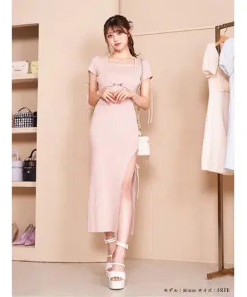 다리치 슬릿 디자인 니트 원피스