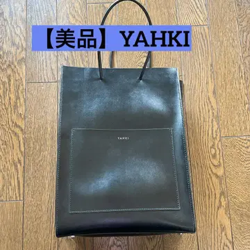 [ 새상품급 ] YAHKI 블랙 가죽 토트백