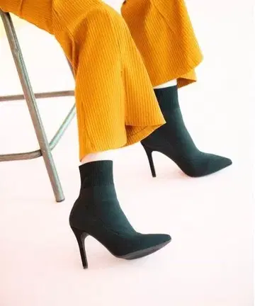 [ R&E ] [ 25AW 신상 ] 삭스 숏부츠 블랙 24.5cm