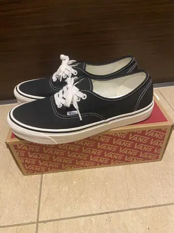 VANS44DX/28.5