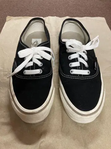 VANS 블랙 스니커즈 박스 포함
