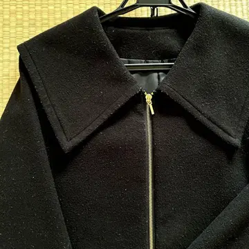 카라 코트 블랙