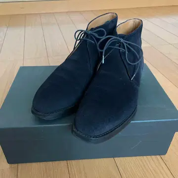 Crockett & Jones Evesham 다크 네이비 스웨이드 6E
