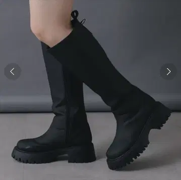 새상품 카스타네 러버 통굽 롱 부츠 블랙 23cm