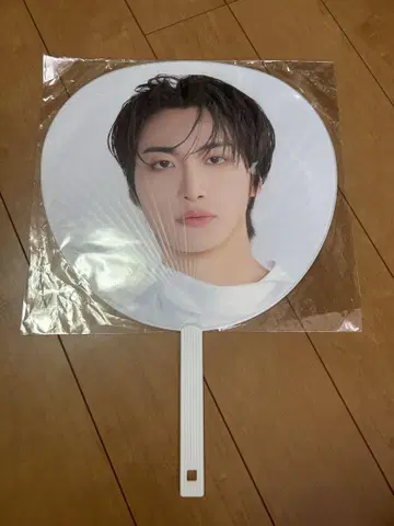 ATEEZ 에이티즈 IN YOUT FANTASY BIG 부채 성화