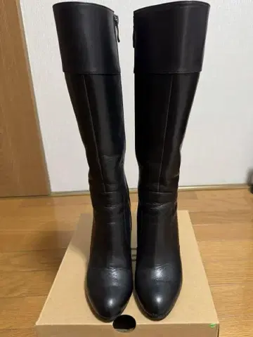 새상품급 다이애나 블랙 가죽 롱 부츠 하이힐