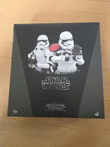 핫토이즈 스타 워즈 스톰 트루퍼 STORMTROOPER