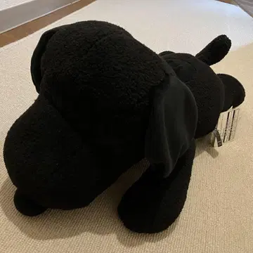 [ 택 포함 ] 블랙 스누피 M KAWS 유니클로 봉제 인형