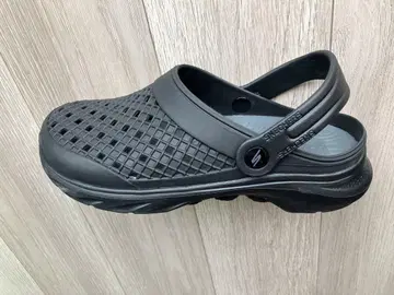 Skechers 블랙 클로그 샌들