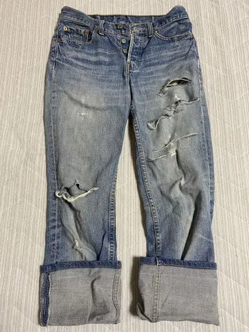 Levi's 501 데미지 가공 스트레이트 데님