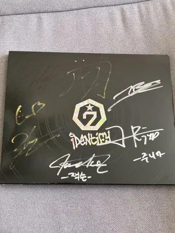 GOT7 Identify 전원 사인 포함 트레이딩 카드 뱀뱀