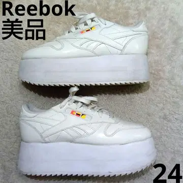 새상품급 리복 GIGI HADID CLASSIC 통굽 스니커즈 24