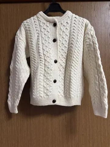 caRRaIgdonn 아이보리 케이블 니트 가디건
