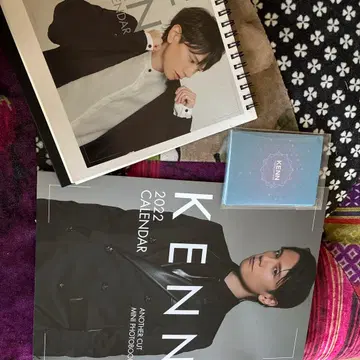 KENN 2022년 달력과 포토 카드 세트