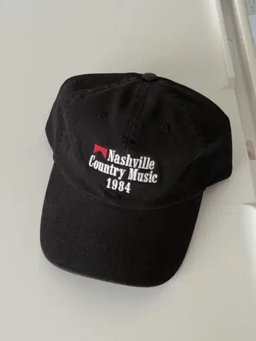 택 포함 새상품 brandy melville 캡 모자 1984