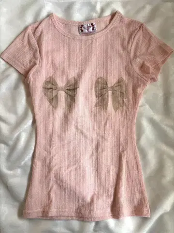 SCULPTOR Bow Bow Baby Tee