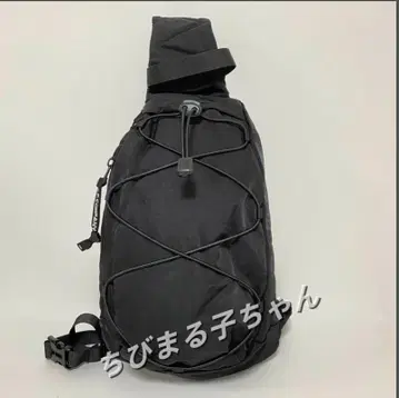 CP 컴퍼니 렌즈 숄더백 블랙