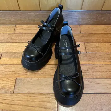 블랙 통굽 스트랩 신발 L