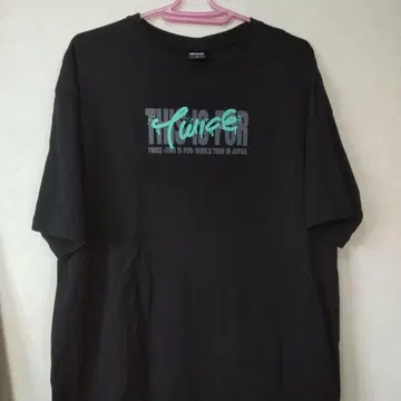 TWICE THIS IS FOR 투어 티셔츠 M 사이즈